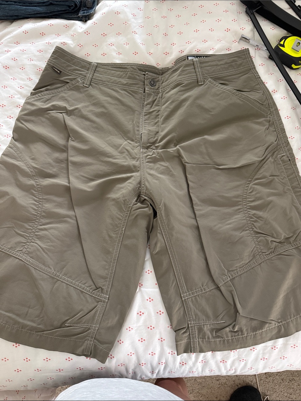 Kuhl men’s shorts. Size 40.